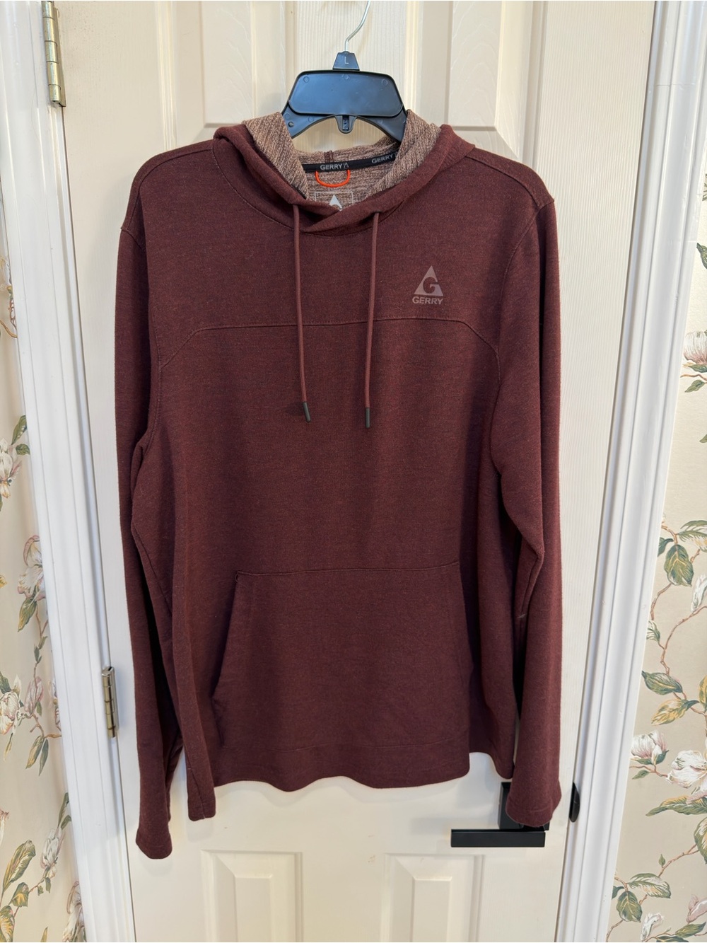 Gerry Weber Men's Burgundy Hooded Pullover Sweatshirt